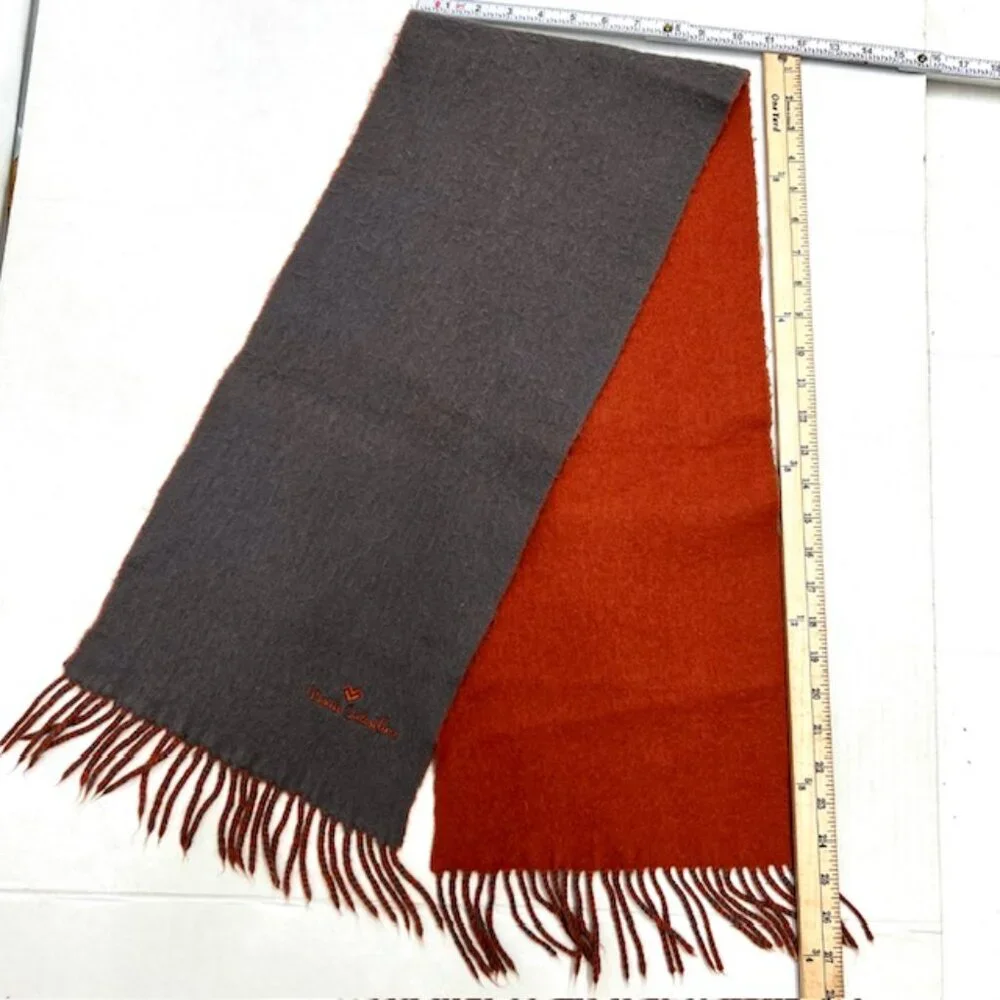 Vintage Men/Wome MARIO VALENTINO Scar 100% Wool Fringed 58